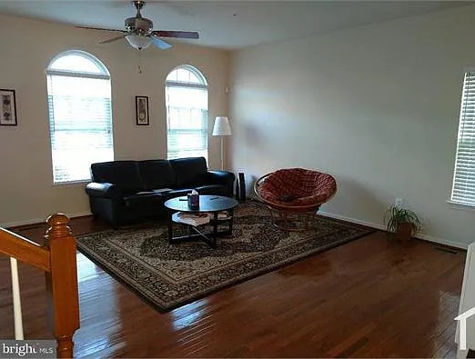 4255 Talmadge Cir — Photo 5