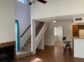 3101 Sondra Dr
