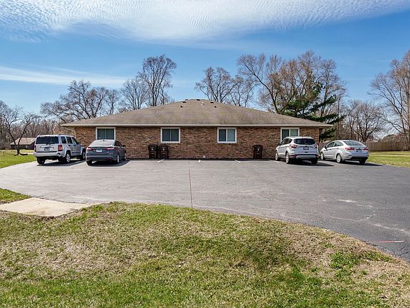 3rd image of 9960 Bitterroot Rd