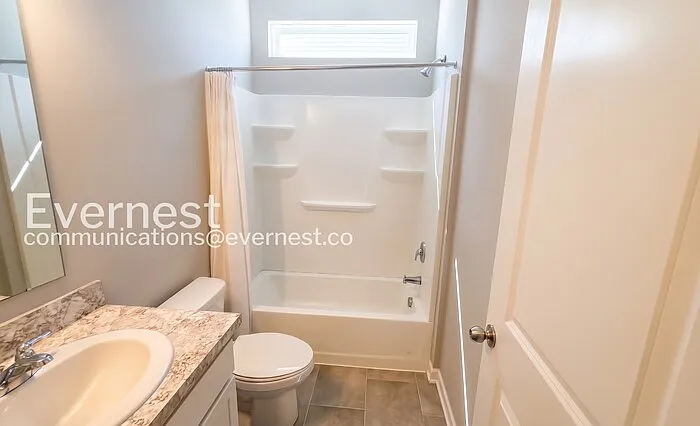 89 Hutchison St — Photo 13