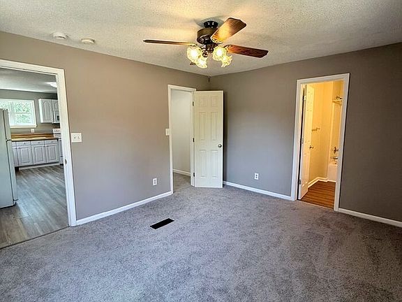 5th image of 5735 Deans Bridge Rd Lot B