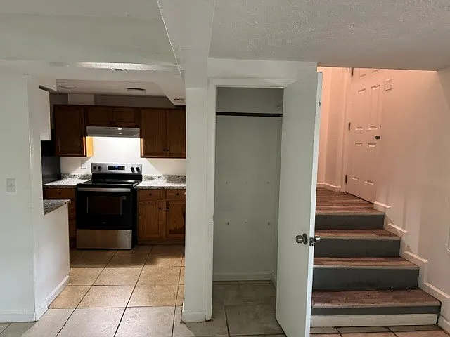 living room to kitchen