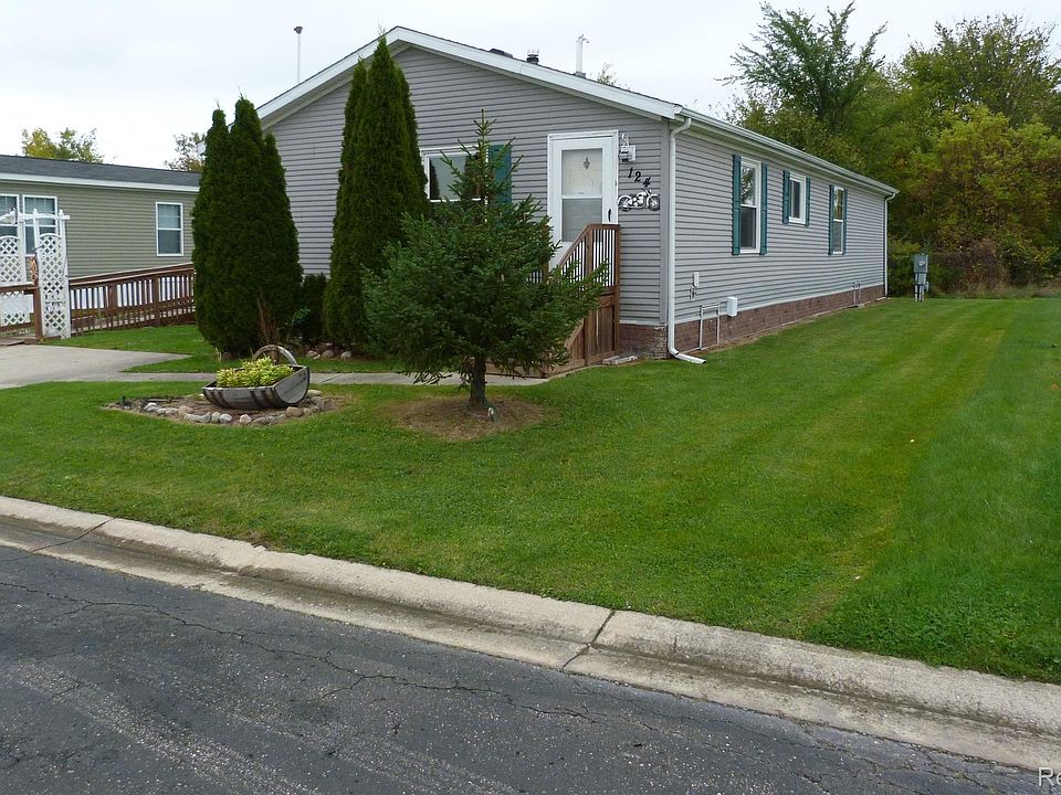 1st image of 124 Ashley Cir