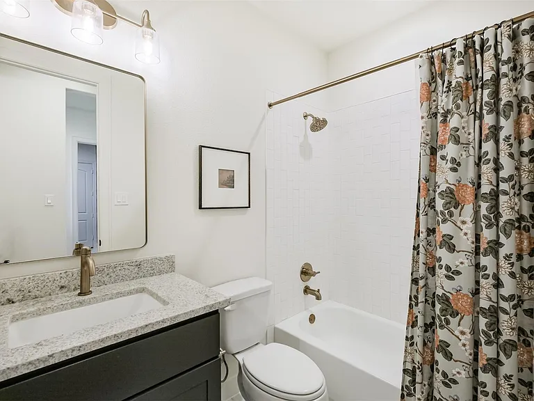 4127 Wooded Isle Way — Photo 36