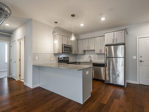 2nd image of 3818 Lofty St