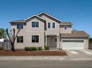 1931 Goldpan Way, Santa Rosa, CA 95407
