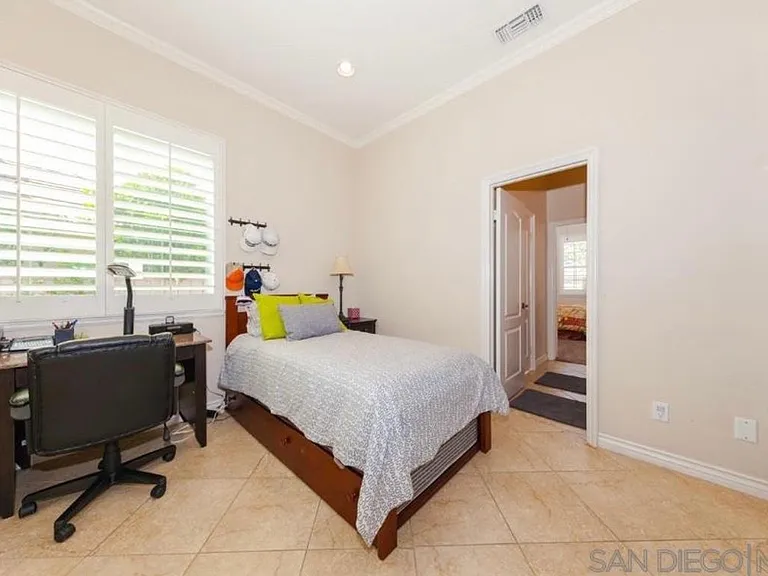 2740 Sadlers Creek Rd — Photo 8