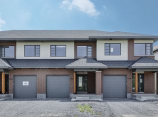 1064 Kitigan Grv, Ottawa, ON K2K 0N1