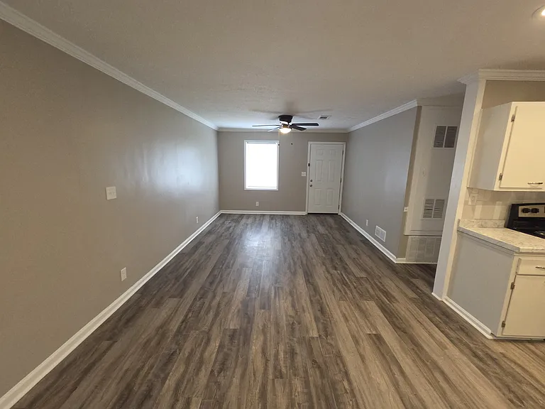 95 Ashton Ct — Photo 34