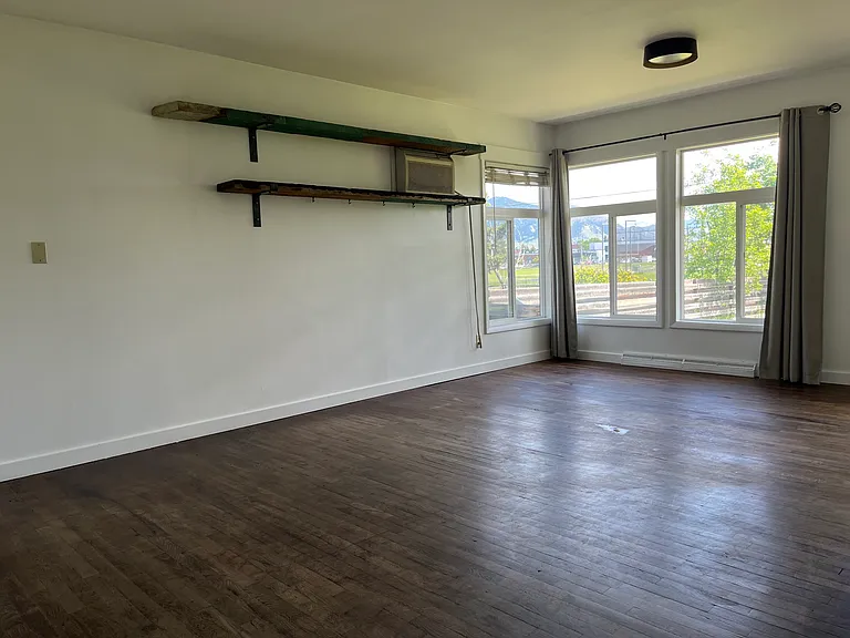 108 N 15th Ave #A — Photo 6