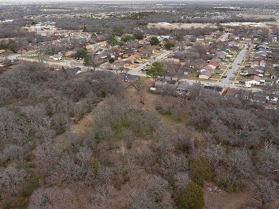 3rd image of 3800 Pioneer Rd