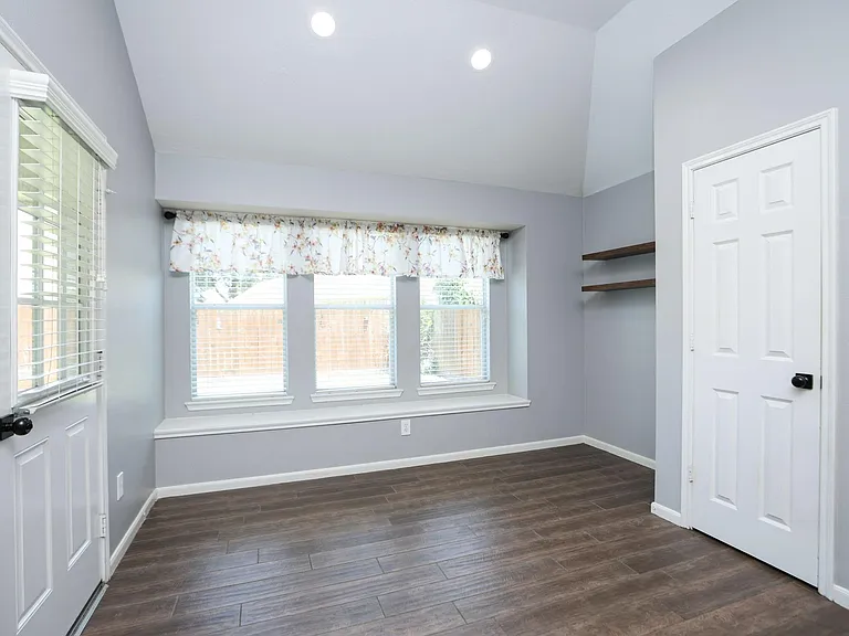 11110 Fall Point Dr — Photo 10