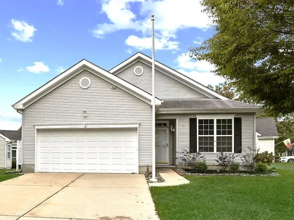 18 Daffodil Dr, Little Egg Harbor, NJ 08087