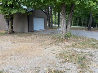 1575 Grapevine Rd, Crofton, KY 42217