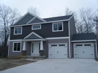 771 Spaulding Ave, Ada, MI 49301