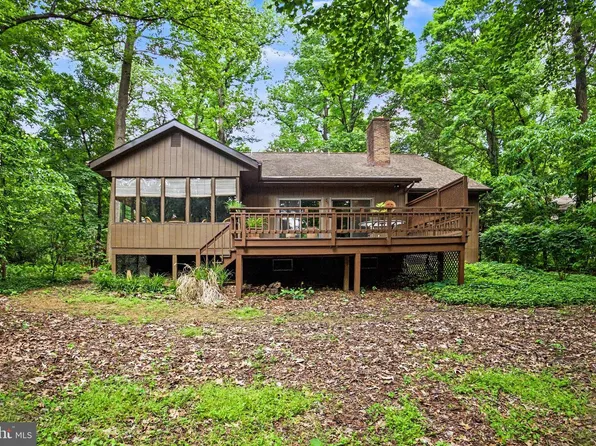 30 Poplar Ln, Elizabethtown, PA 17022