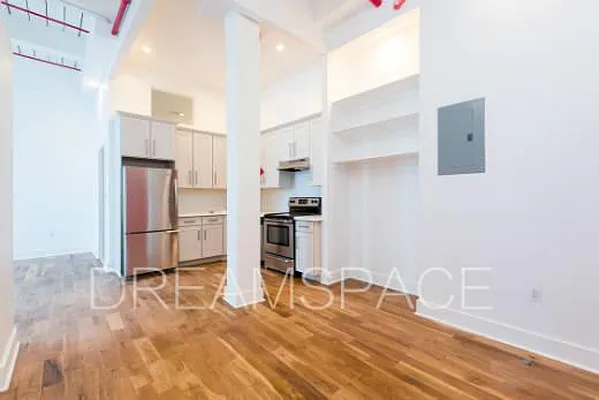 Rented by Dream Space Realty | media 16