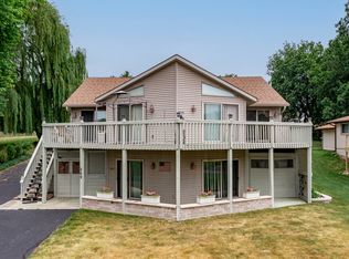 969 Breckenboro Rd, Davis, IL 61019