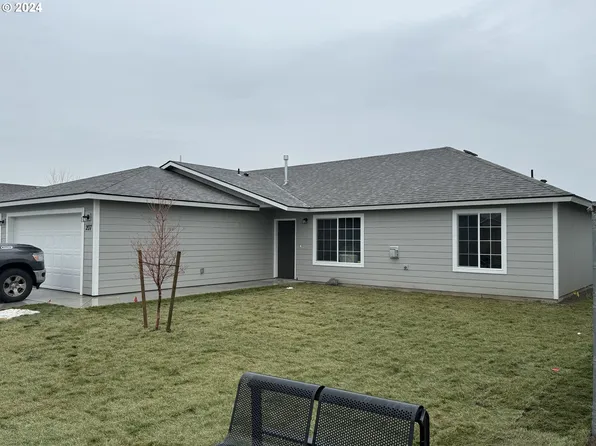 207 Riley Ave, Umatilla, OR 97882