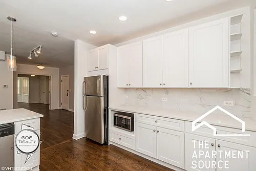 2726 W Logan Blvd #2724-2 Photo 1