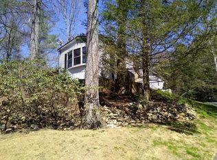 8 Birch St APT 2, Sturbridge, MA 01566
