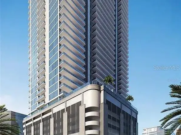 275 1st Ave S #2206, Saint Petersburg, FL 33701