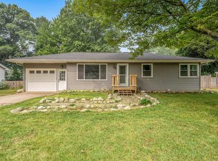 528 Jacob Ave, Holland, MI 49424