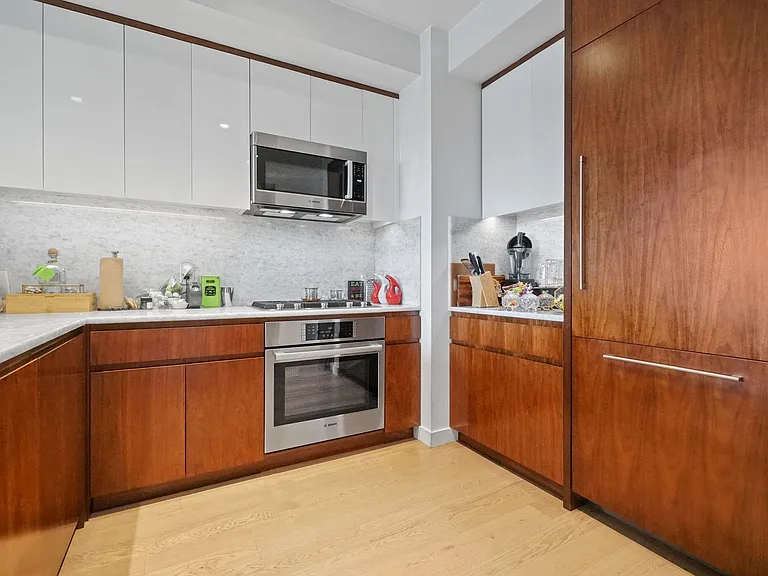 75 Park Ln S #303 — Photo 4
