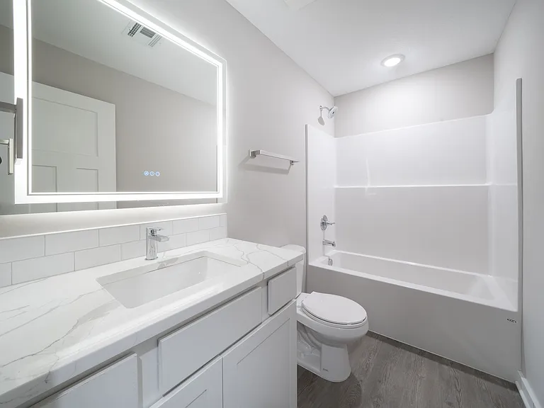 16828 W Lawson St #16828 — Photo 5