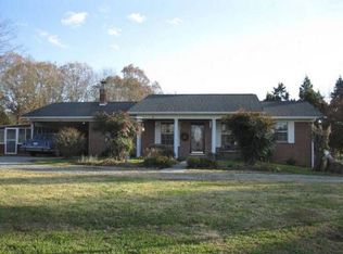 440 Night Rd, Jefferson City, TN 37760