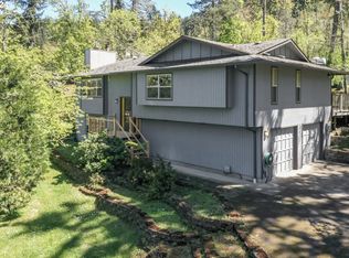 759 S 71st St, Springfield, OR 97478