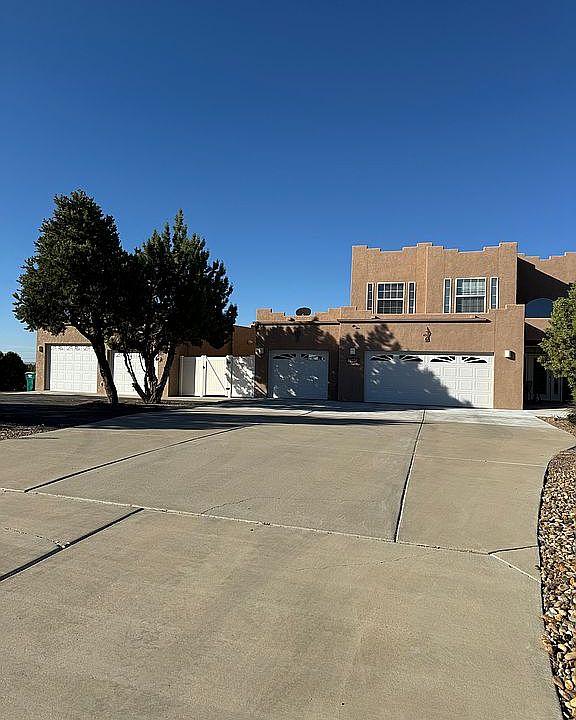 1st image of 7601 Las Brisas Trl
