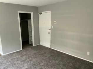 1926 E 2nd St #11, Duluth, MN 55812