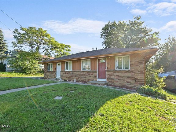 4th image of 763 Dover Pl