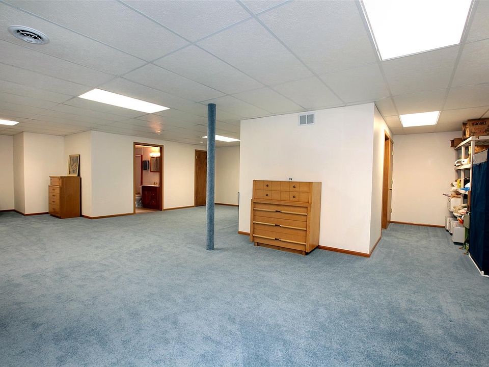 2nd image of 250 Enfield Ln