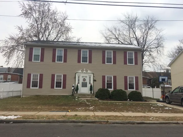 512 Taylor St, Riverside, NJ 08075