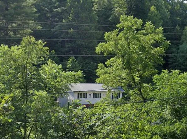 86 Harrison Sheffield Rd, Campton, KY 41301