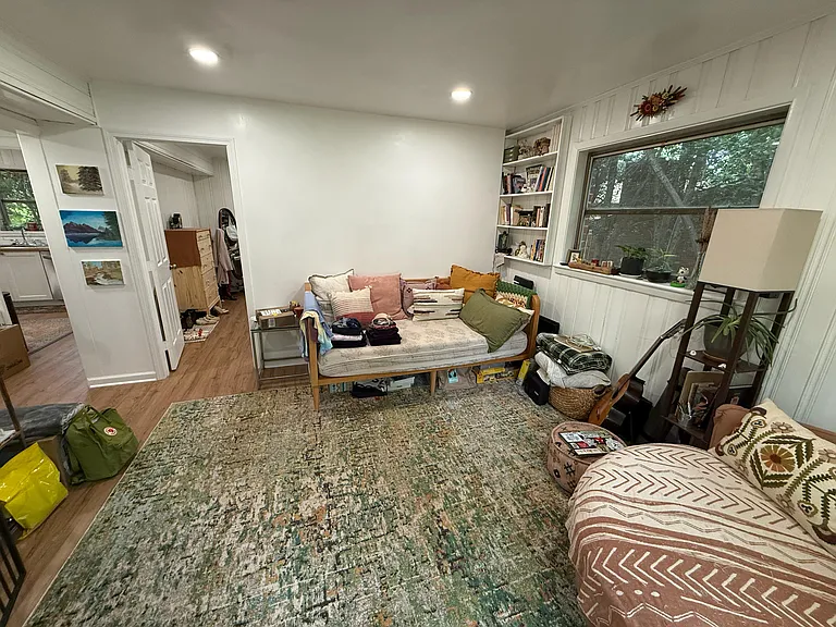 1898 Timothy Dr #B — Photo 5