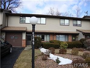 1st image of 549 Barberry Ln