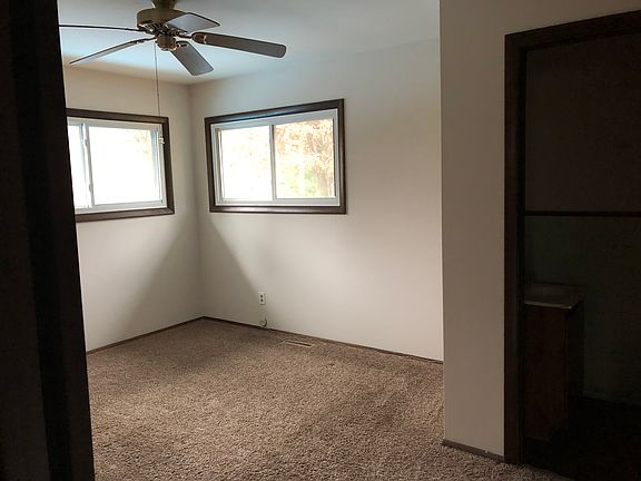 2nd image of 14391 Maple Dr