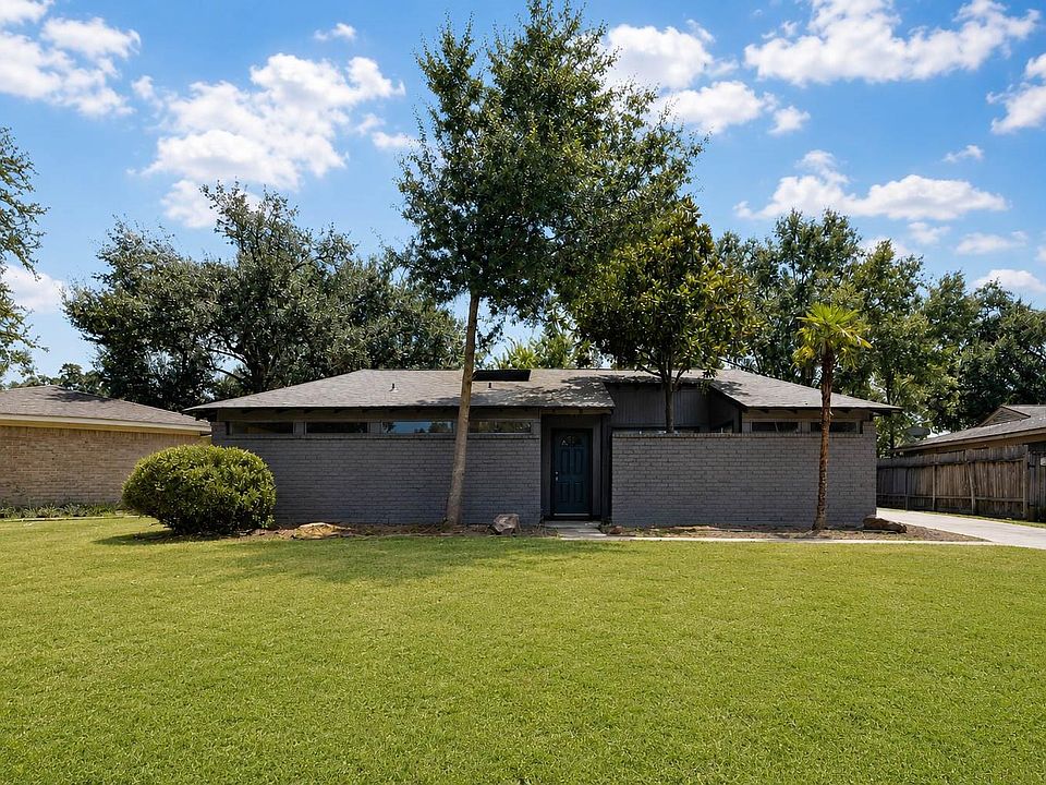 1st image of 15811 Pathfield Dr
