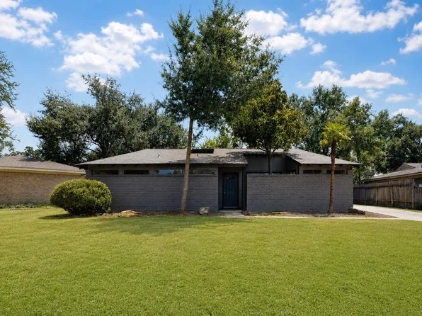 15811 Pathfield Dr, Houston, TX 77084