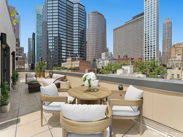 244 East 52nd Street image 1 of 16