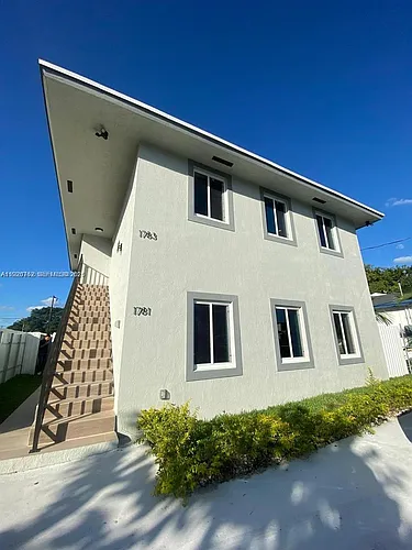 1783 NW 65th St #1783 Photo 1