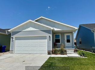 521 Kenneth Dr, Grand Island, NE 68803