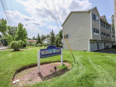 1029 S Mammoth Road UNIT 42, Manchester, NH, 03109
