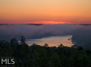 116 Edgewater Trl S, Toccoa, GA 30577