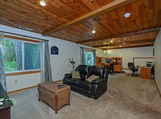 4674 Cumberland Rd, Mound, MN 55364