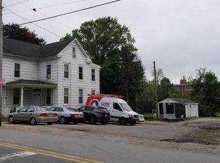 54 E Maple St, Mount Wolf, PA 17347