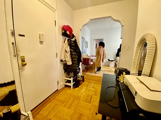 Rented by Lang Realty LLC | media 10